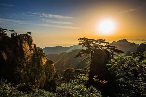 绝景黄山：超越五岳，归来无需再赏山川之美 4