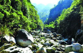 惊险刺激！探索南安黄巢山大峡谷的漂流之旅 4