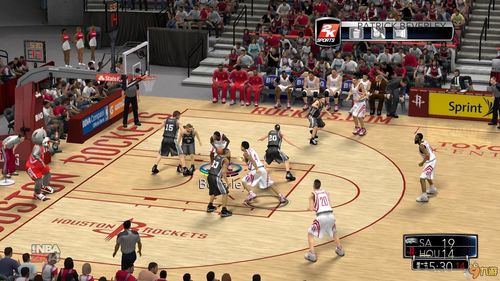 NBA2K10：掌握空接技巧，统治球场的秘籍！ 2