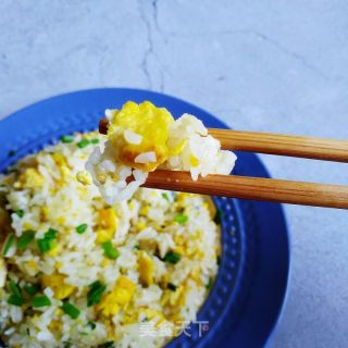 如何制作小黄姜蛋炒饭？ 2