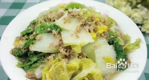 家常美味秘诀：肉沫爆炒鲜嫩白菜 4