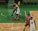 NBA2K9扣篮技巧揭秘：没有直接扣篮键怎么办？ 2