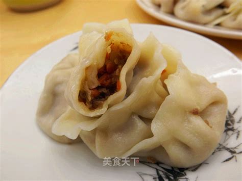 家常美味秘诀：如何制作驴肉饺子 3