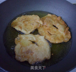 制作美味炸油饼的详细步骤 1