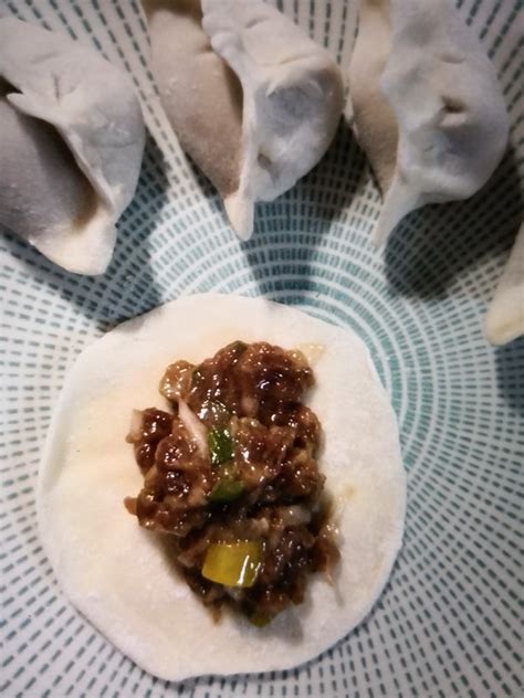 家常美味秘诀：如何制作驴肉饺子 4