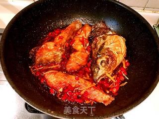 湖北地道美食：糍粑清江鱼 2