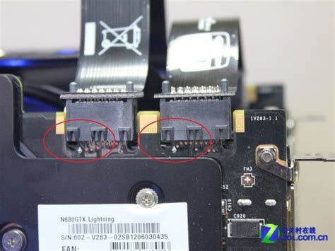 GTX680显卡SLI配置所需桥接线数量 2