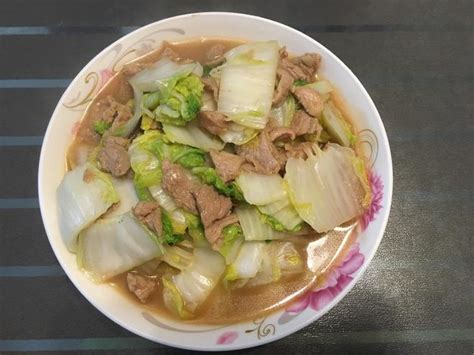 学会这招，轻松做出美味可口的白菜炒肉！ 3