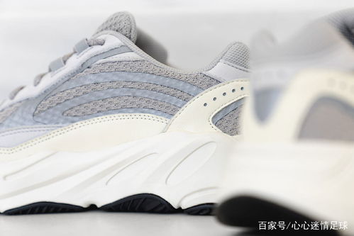 揭秘椰子700v2：超厚鞋底的设计奥秘 3