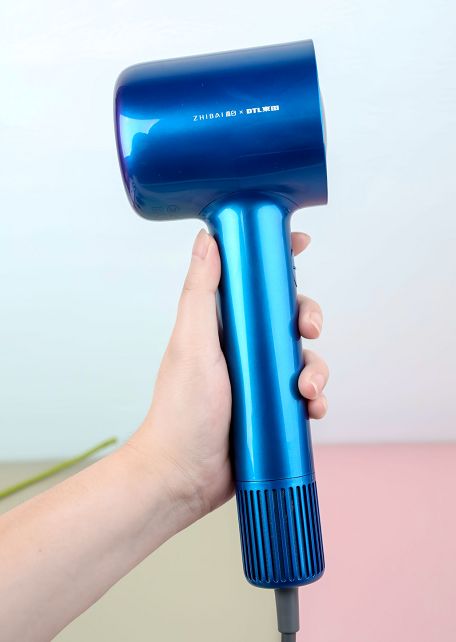 直白沙龙级高速吹风机使用体验如何？ 1