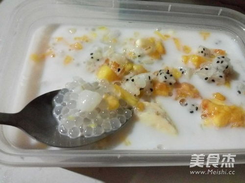 家常美味西米露的简单制作方法 1