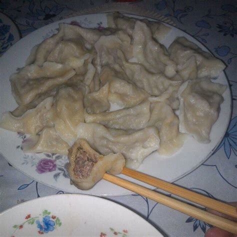 家常美味秘诀：如何制作驴肉饺子 2