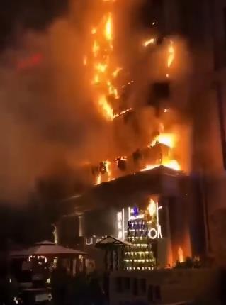 登封工厂惊天爆炸，火光映夜！事故原因成谜，亟待揭秘 2