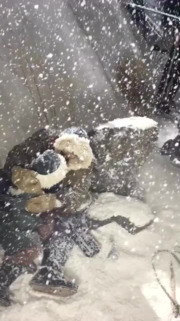 揭秘：雪花的奇妙诞生之旅 3