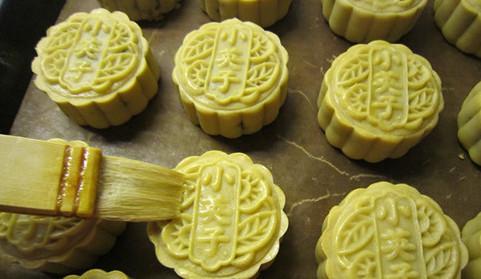 制作月饼皮的详细步骤与方法 2