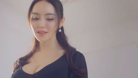特工艾米拉：谁是那位魅力四射的女主角扮演者？ 3