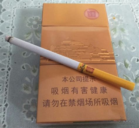 大金砖香烟的售价是多少？ 1