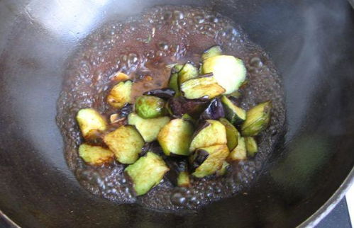 家常红烧茄子，美味秘诀大公开！ 4