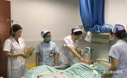 王小利疑突发脑溢血，真相究竟如何？ 2